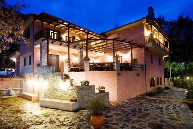 فندق Prínosفي  La Casa Rossa المظهر الخارجي الصورة